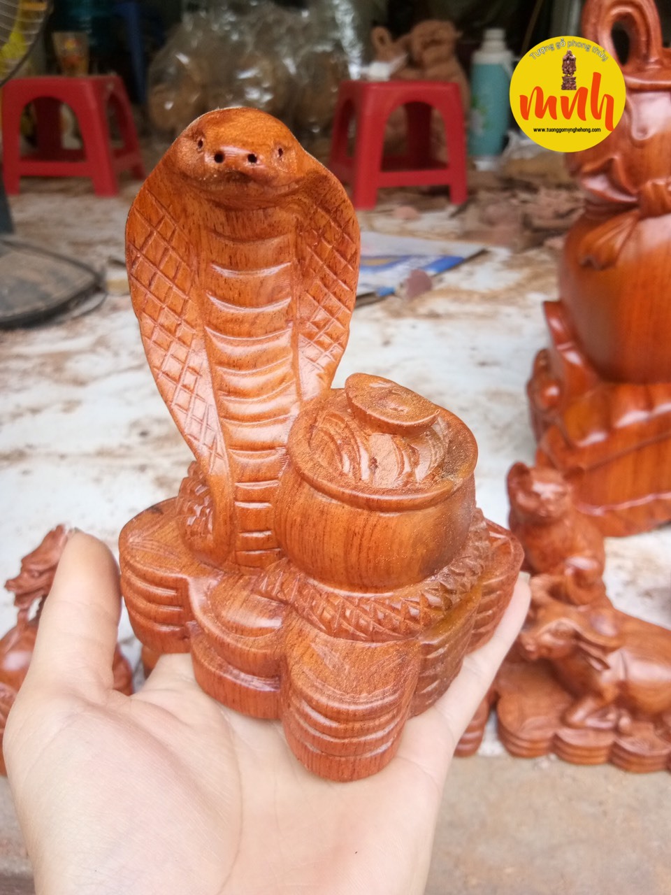 Bộ Tượng 12 Con Giáp Gỗ Hương Đá